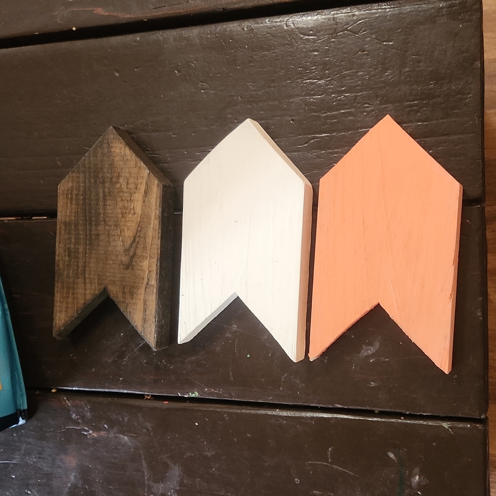 Wooden arrows home decor